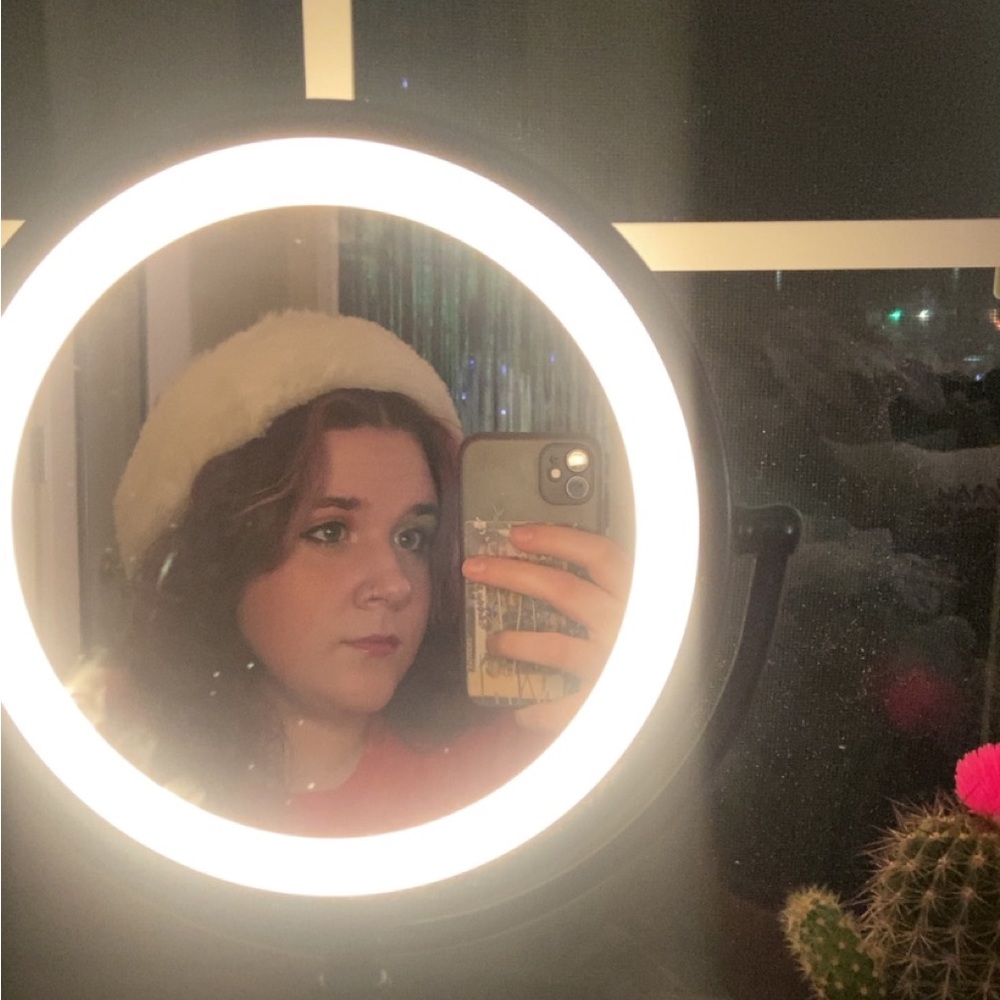 Meet your Posher, Allie